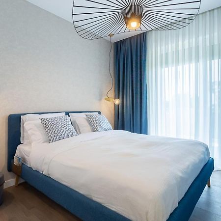 Il Lago - Azur - Cozy Luxurious Smart Home By The Lake Voluntari ภายนอก รูปภาพ